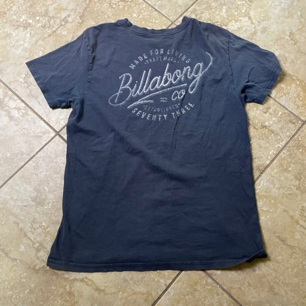 Billabong The Core Tee T-Shirt Graphic Print‎ Short Sleeve Medium